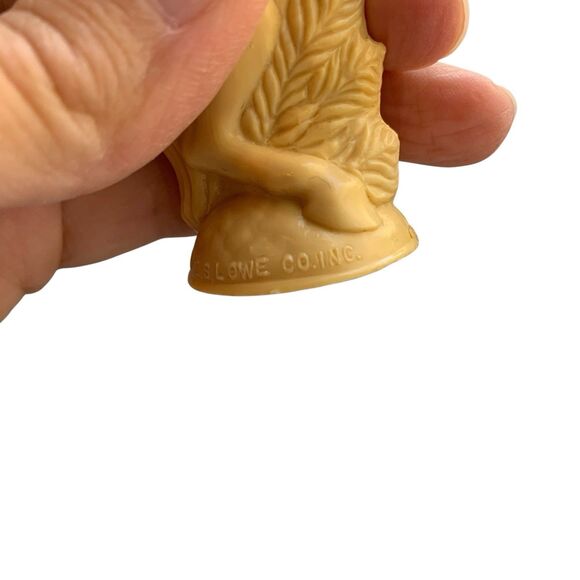 Edwin S Lowe Renaissance Plastic Felt Bottom Chessmen Vintage 32 Pieces - Picture 11 of 13